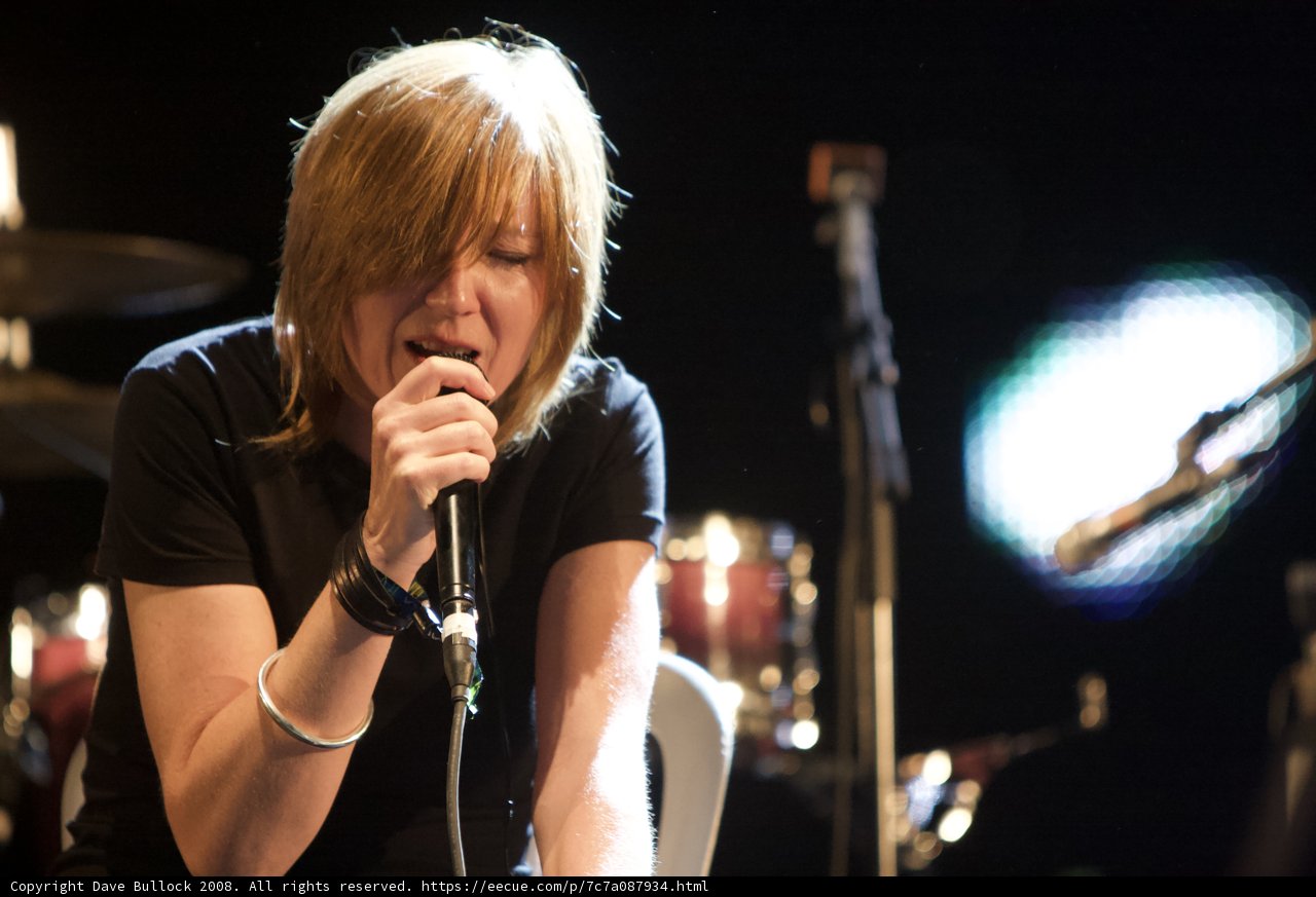 Beth Gibbons shines at Coachella