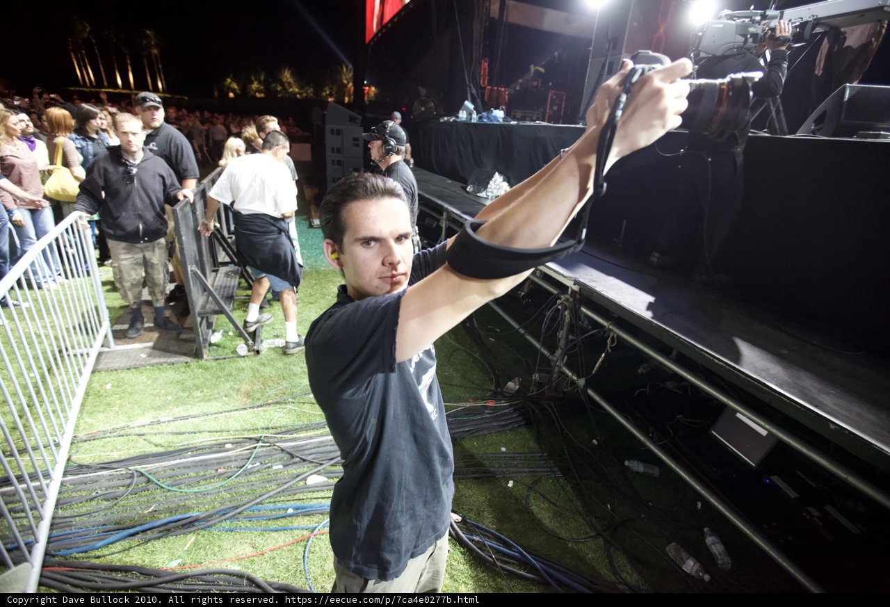 Capturing the Concert Crowd