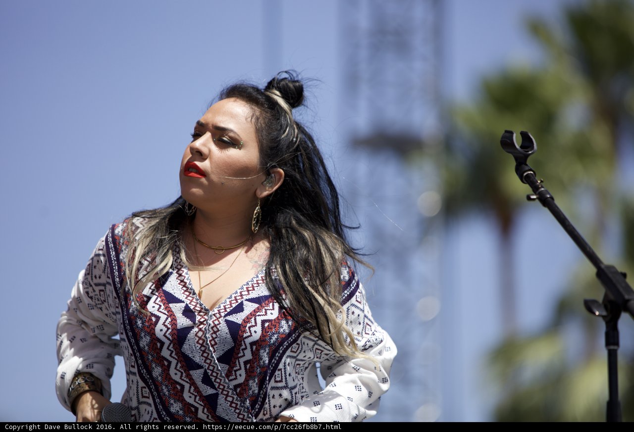 Carla Morrison serenades the Coachella crowd under the open sky
