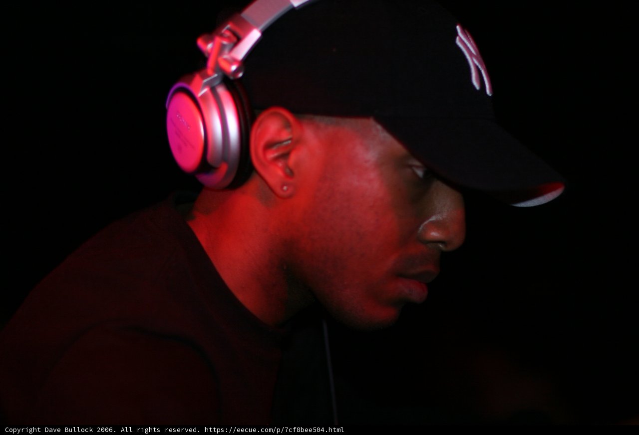 Grooving with Headgear