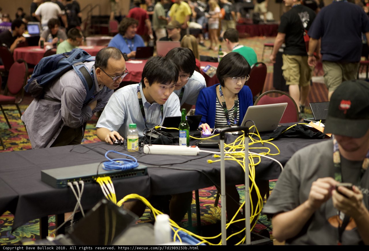 DC Hackers Gather for Tech Talk