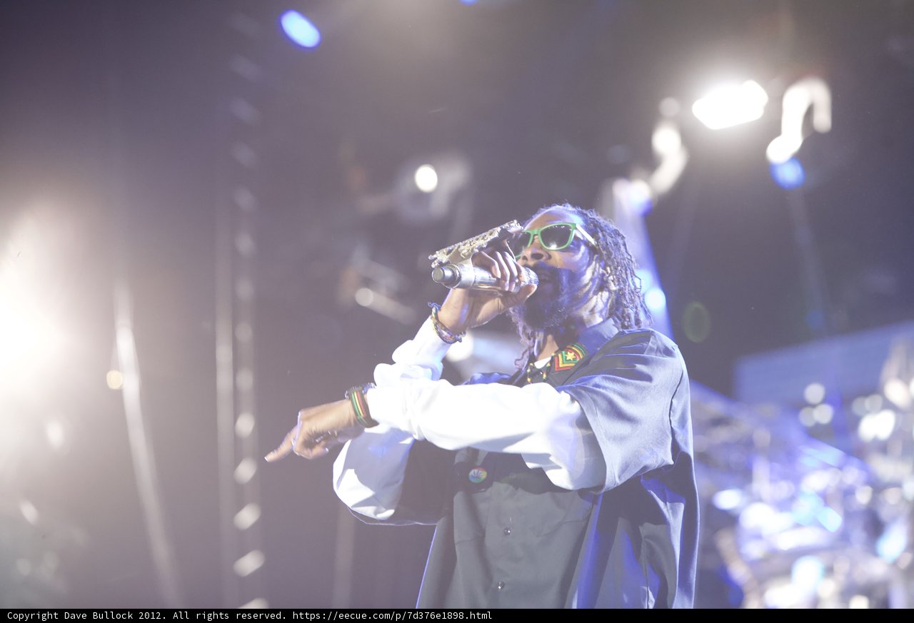 Snoop Dogg steals the show at the 2012 Grammy Awards