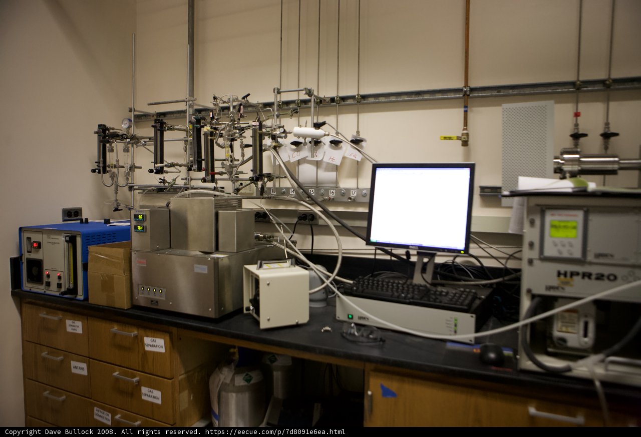 Inside the UCLA Nanotech Lab
