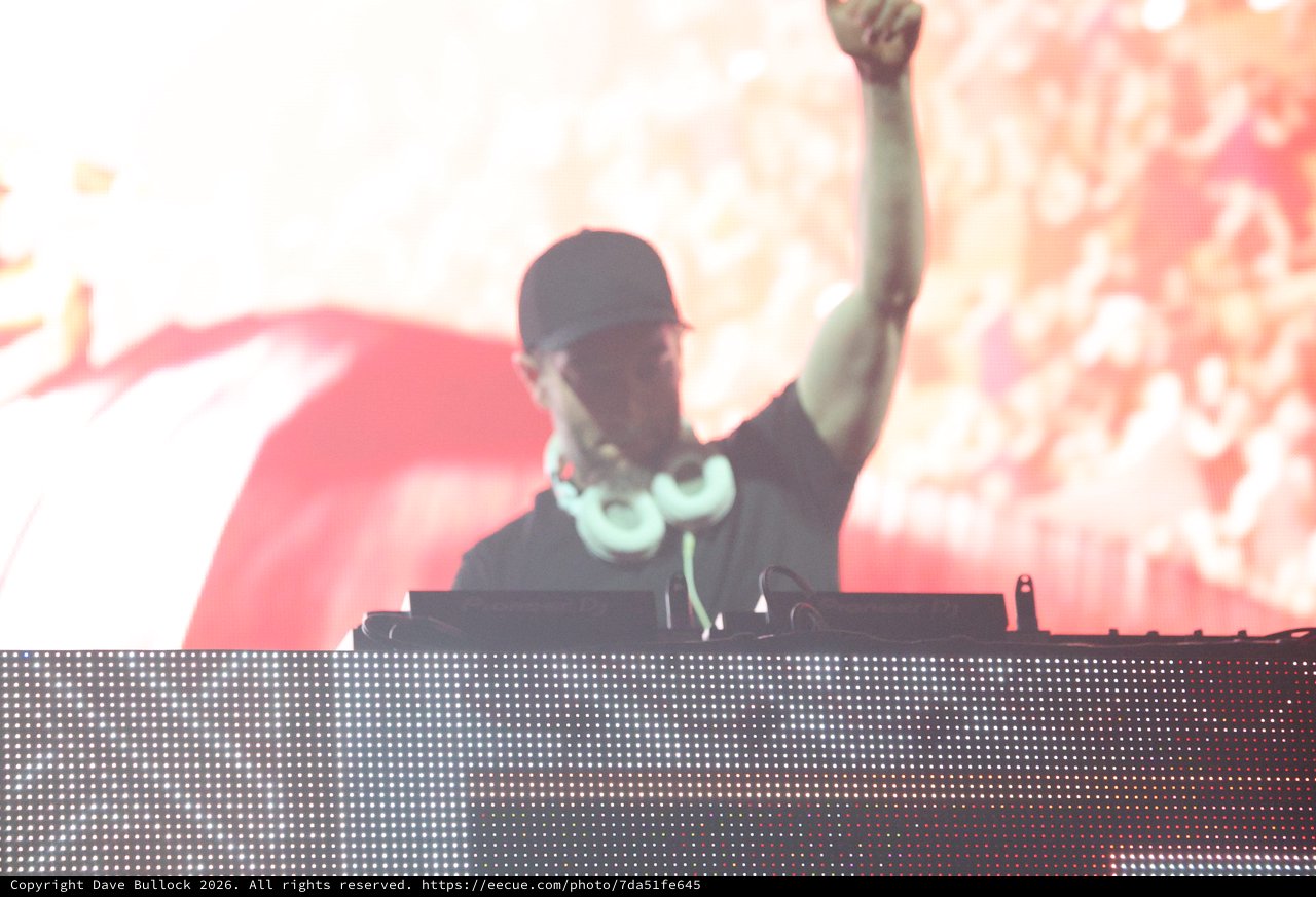 DJ Raises Fist at Wobbleland Festival 2026
