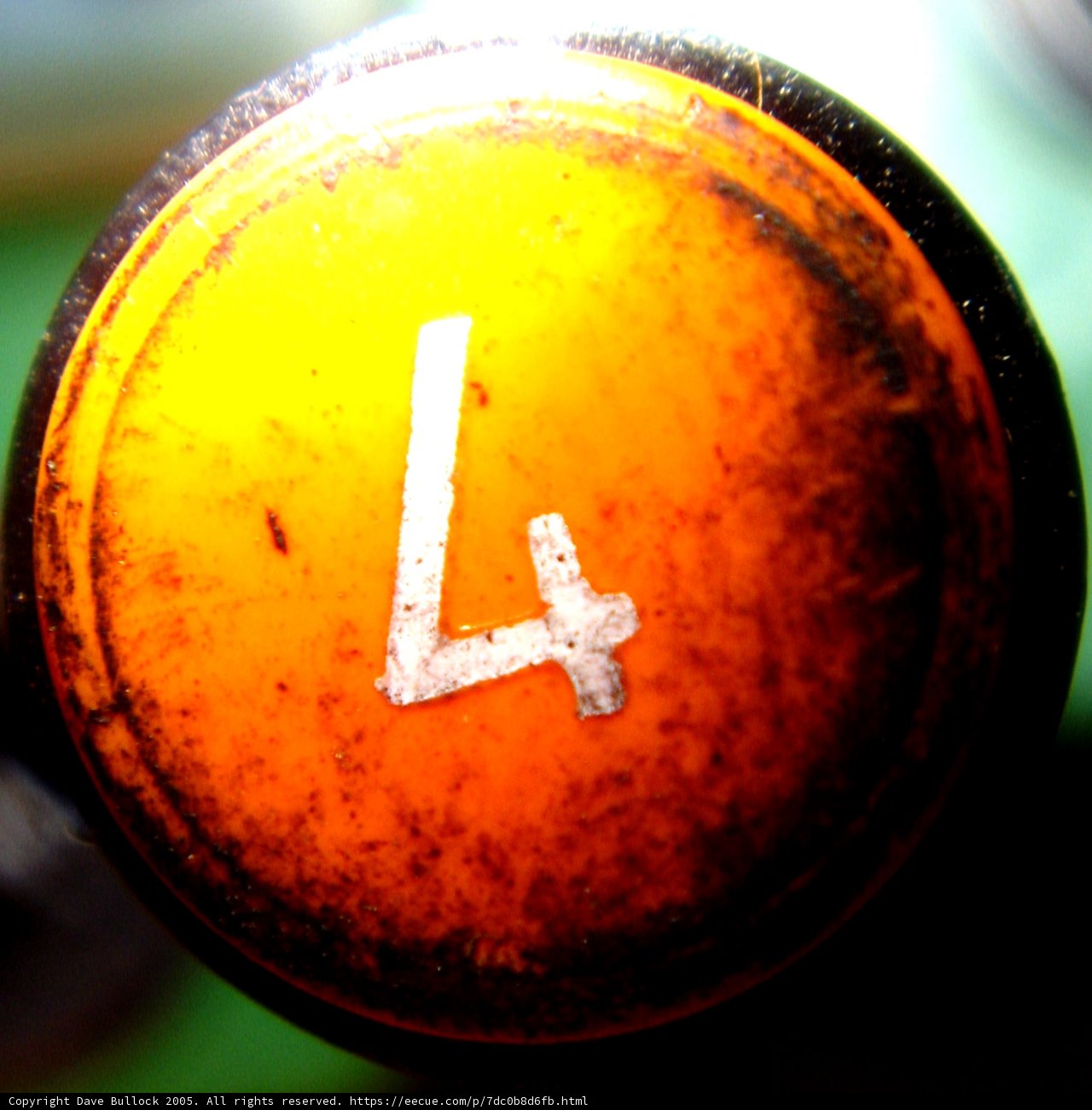 Number 4 Button