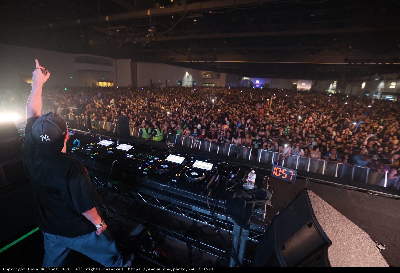 DJ Commands Massive Crowd at Wobbleland 2026
