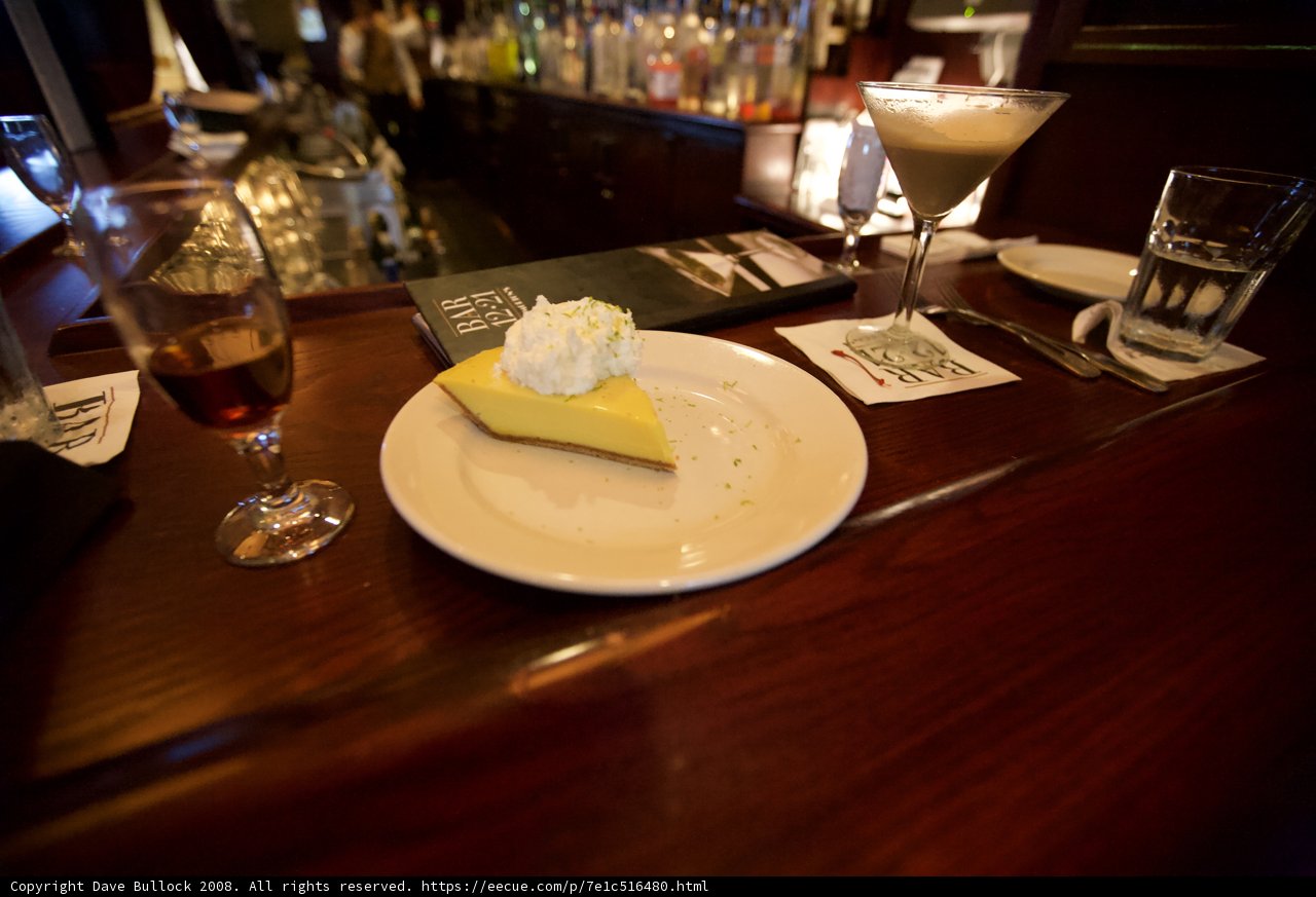 A Perfect Pairing: Cheesecake and Wine