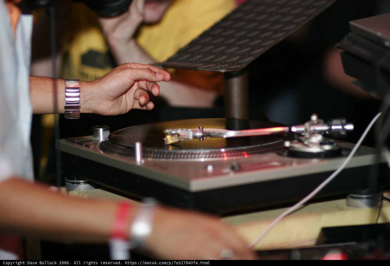 DJ Set in Action