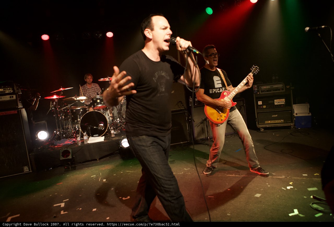 Bad Religion Rocks the Stage