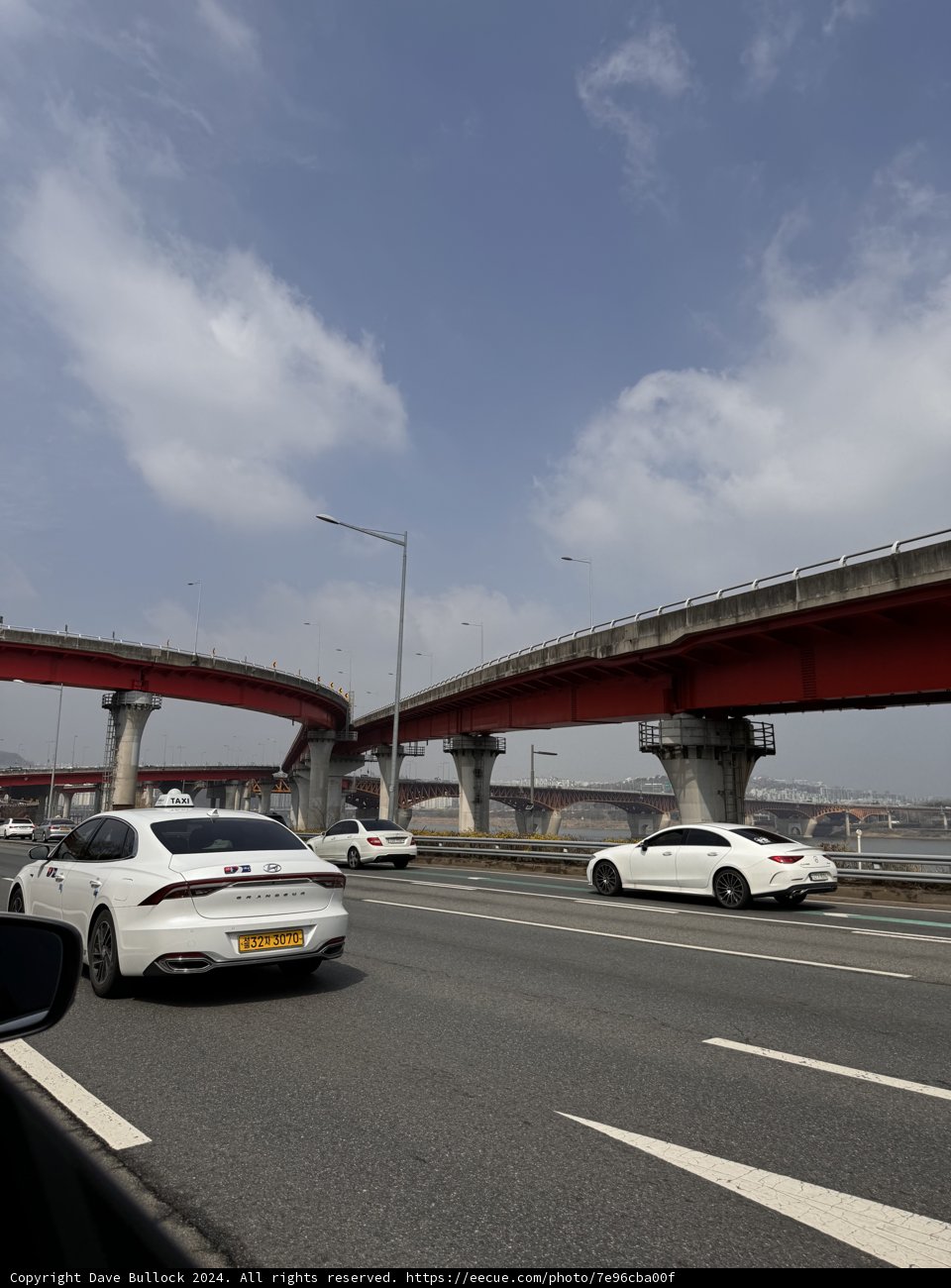 A Driver's Symphony on Seoul Cityscape