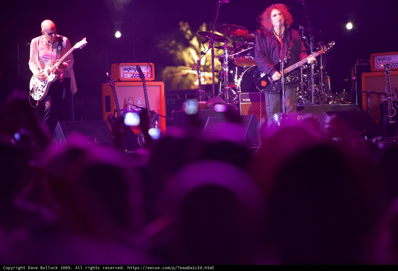 Robert Smith Rocks the Crowd at Coachella 2009