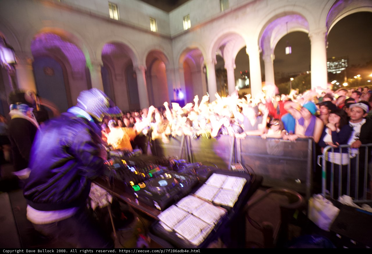 Urban Nights with DJ Jammin