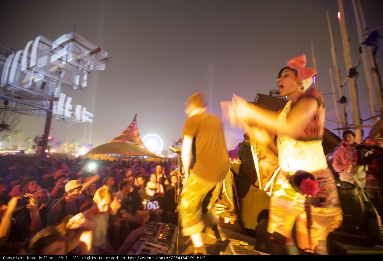 Coachella 2013: A Night Under the Stars with the Crowd