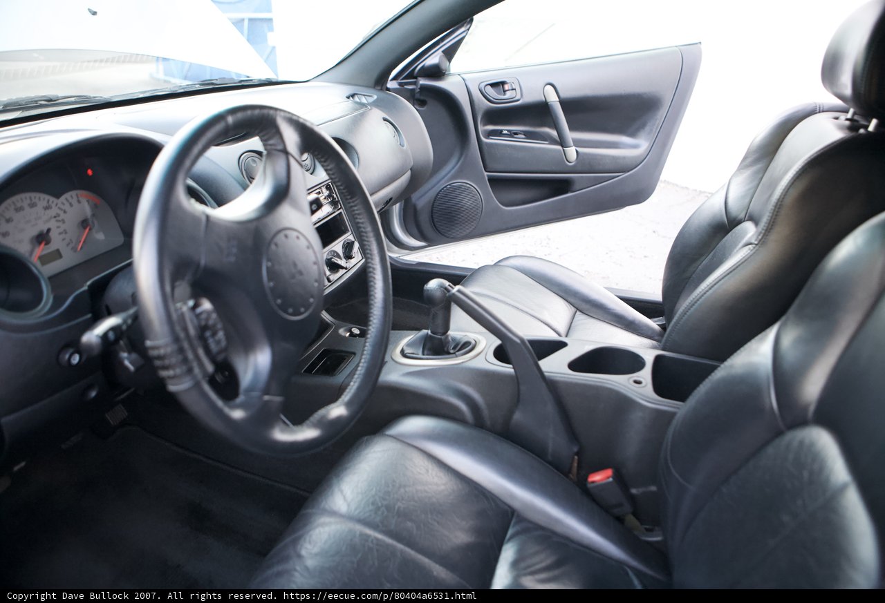 Luxurious Leather Interior of a 2007 Eclipse