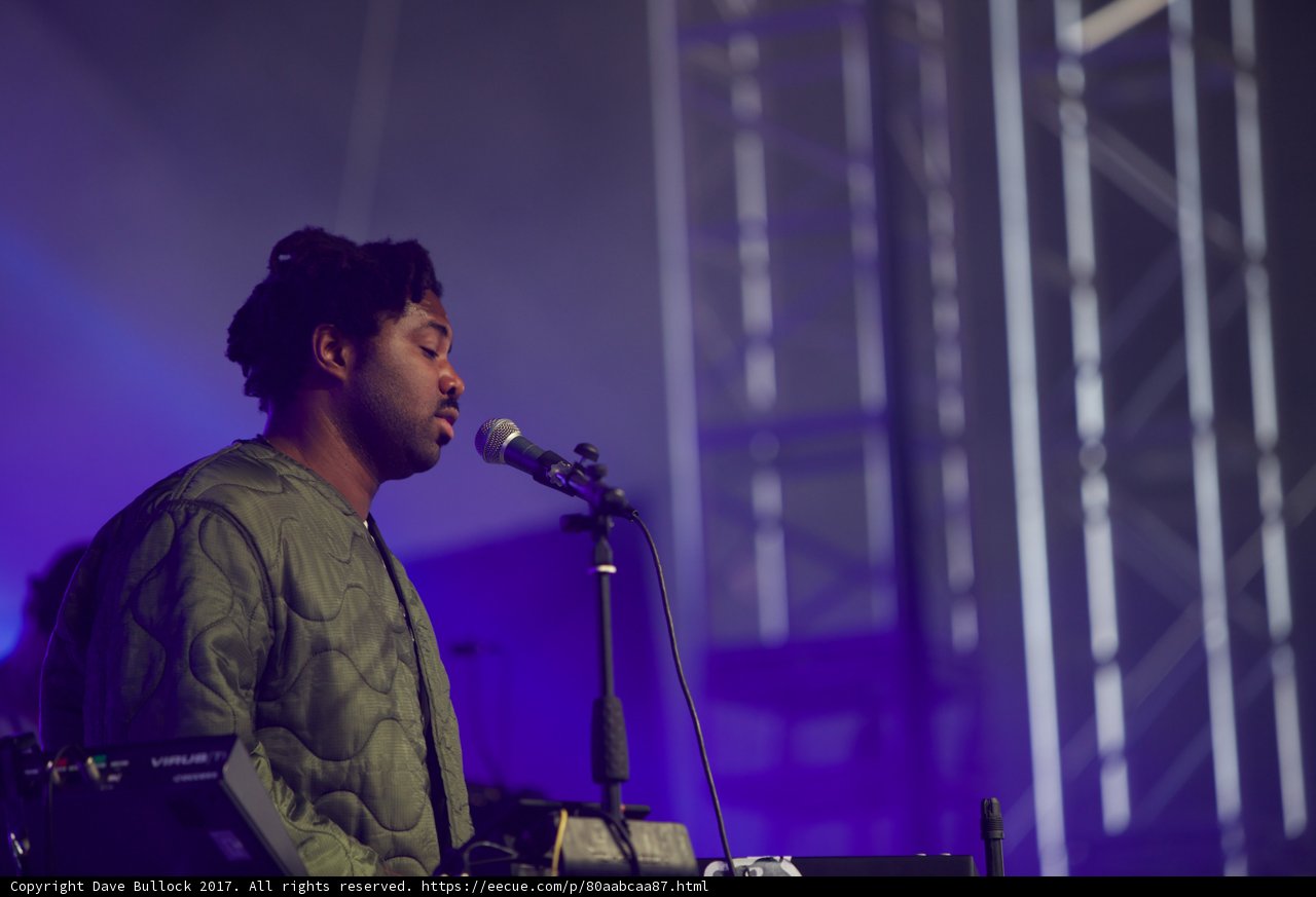 Sampha Rocks the Stage at Coachella 2017