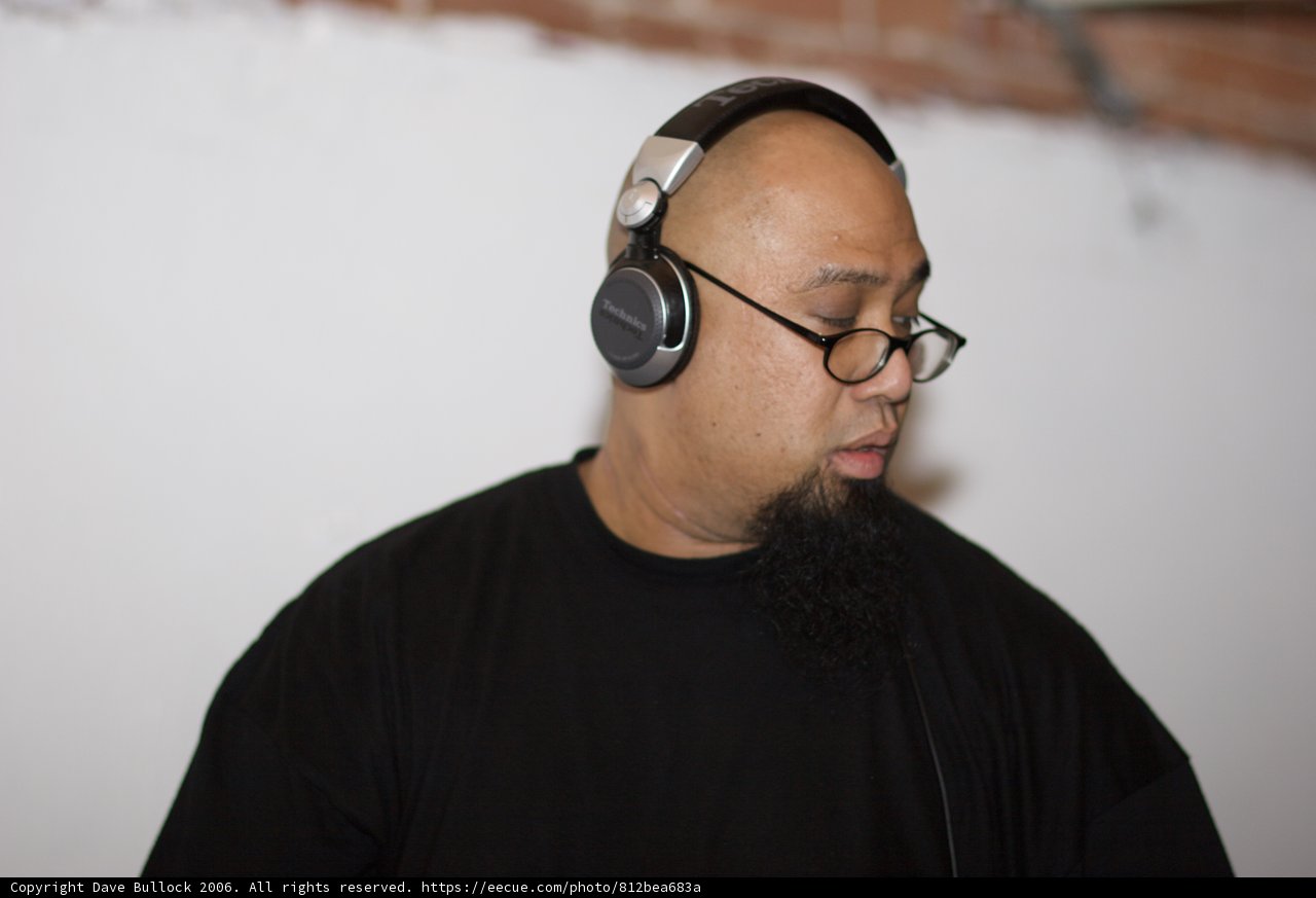 DJ Rhettmatic Rocks the House