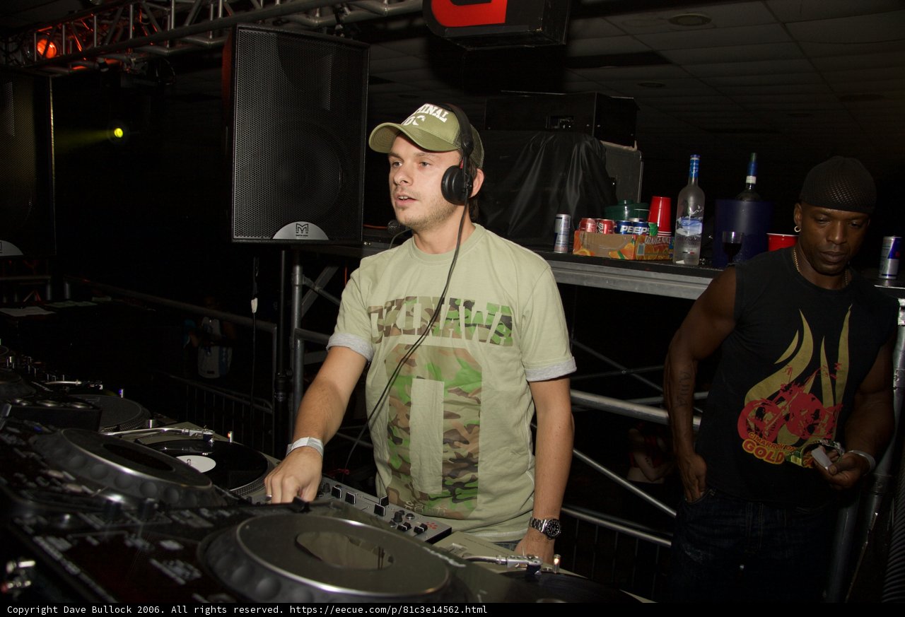 DJ Andy C rocks the night away at Rave 9 3