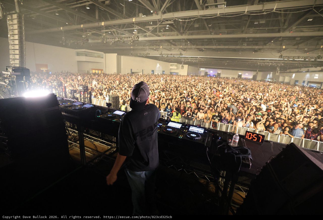 DJ Commands Massive Crowd at Wobbleland 2026