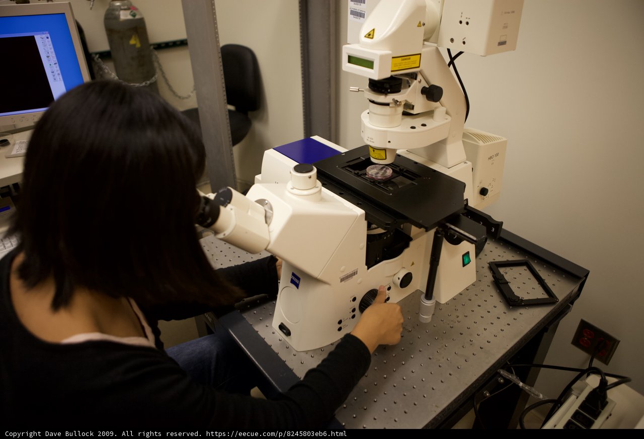 Examining the Inside of a Computer with Precision