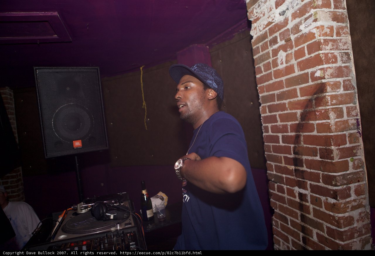 Brick Wall DJ