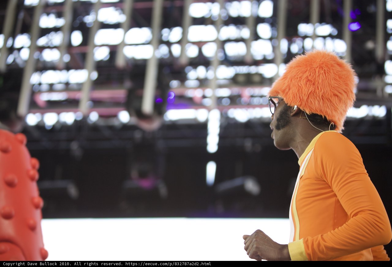Vibrant Entertainment on the Stage