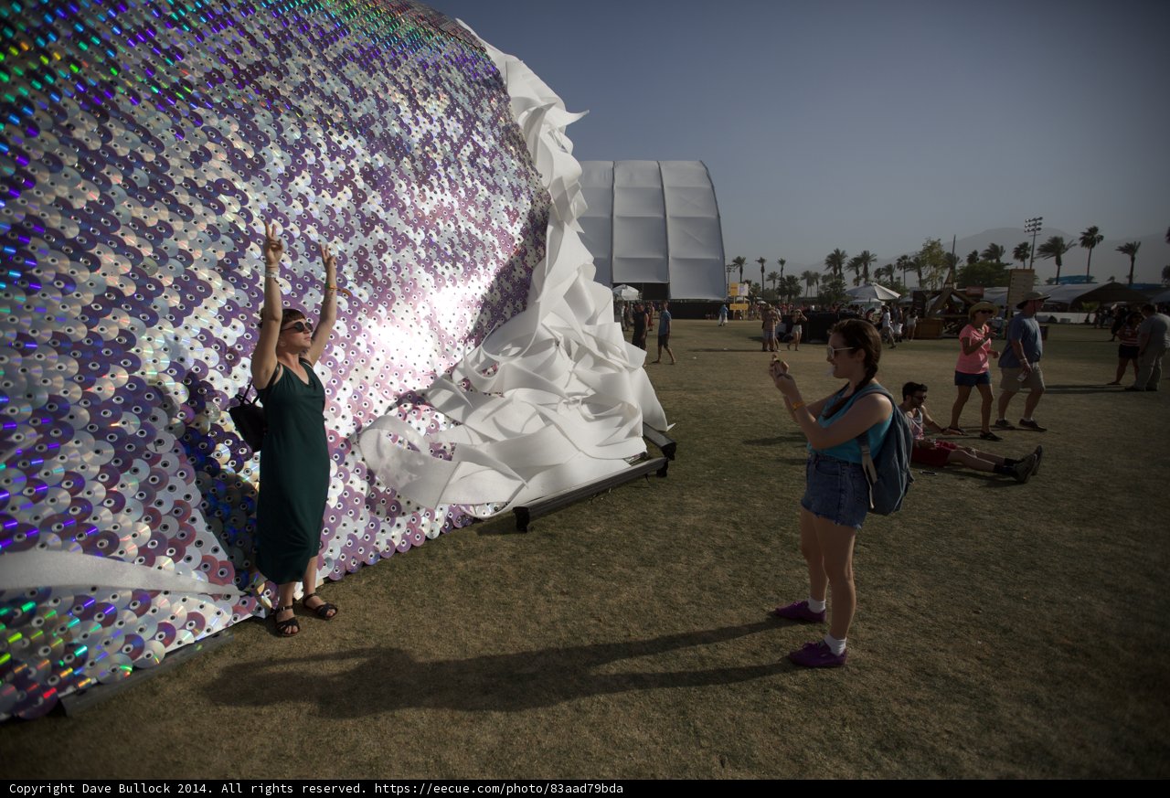 Metallic Wall, Cool Outfits