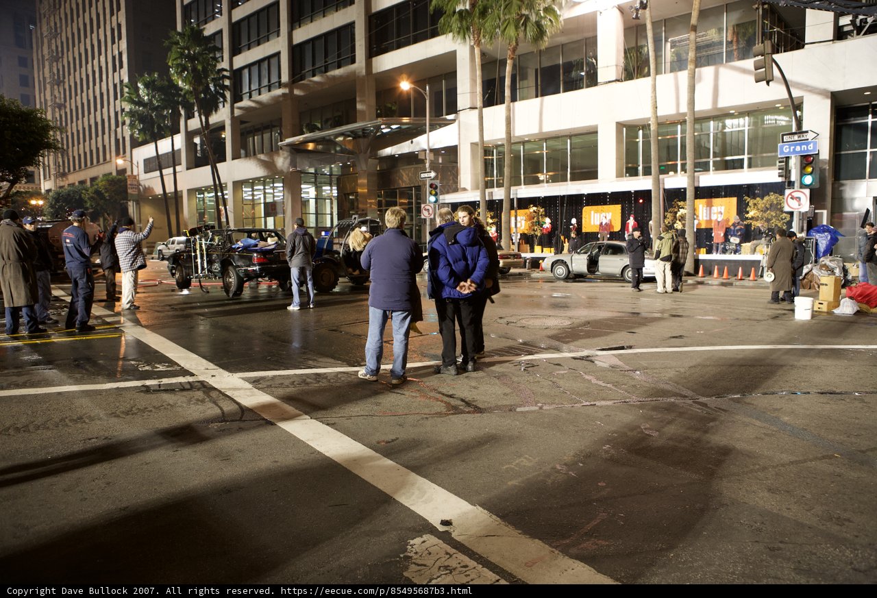 Nighttime Intersection Gathering
