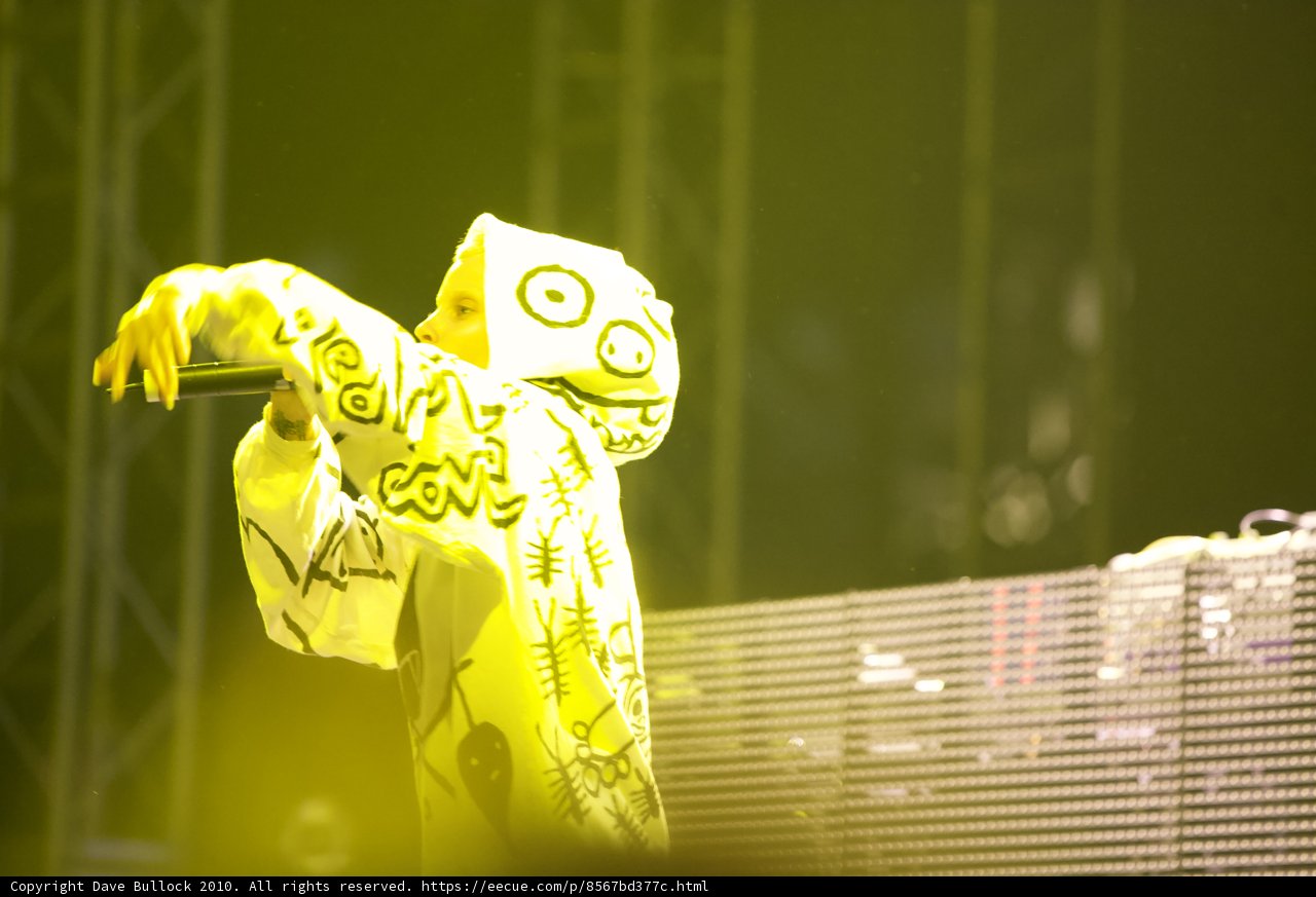 Yolandi Visser electrifies the crowd at Coachella