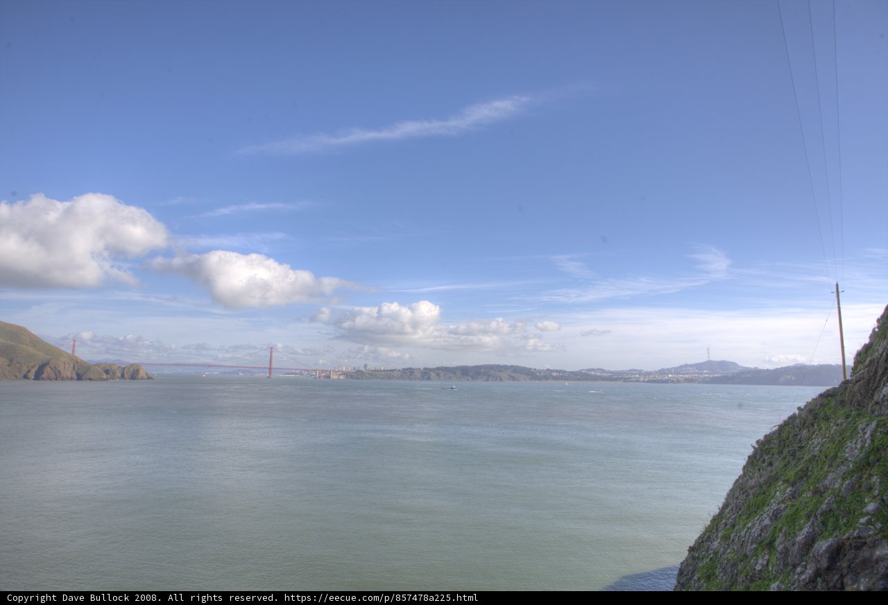 Majestic View of the Golden Gate Bridge