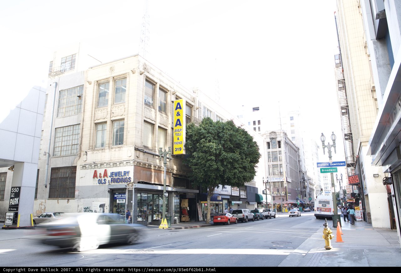 Hustle and Bustle in Metropolis