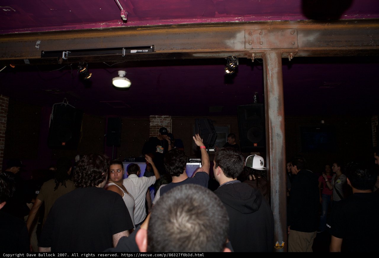 Nightlife at the Urban Pub