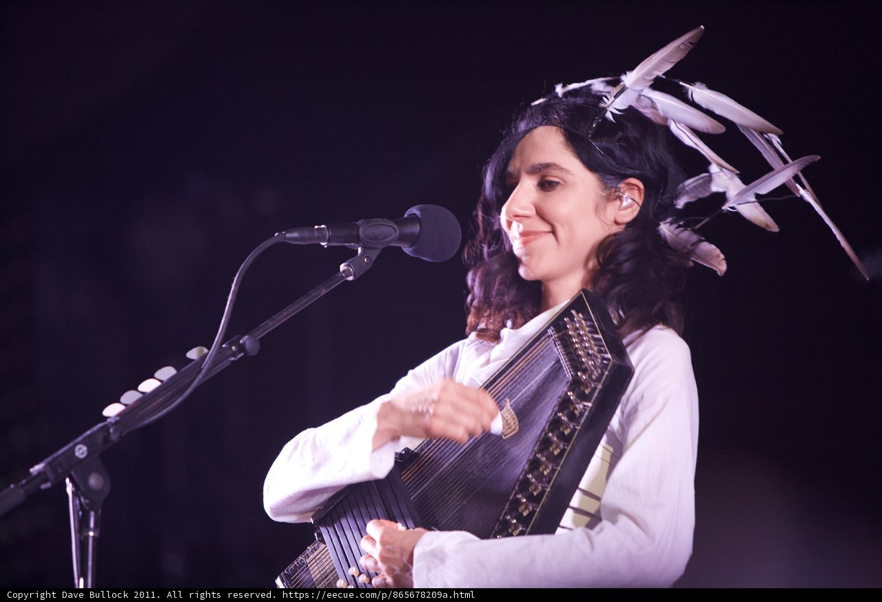 PJ Harvey's Feathery Performance