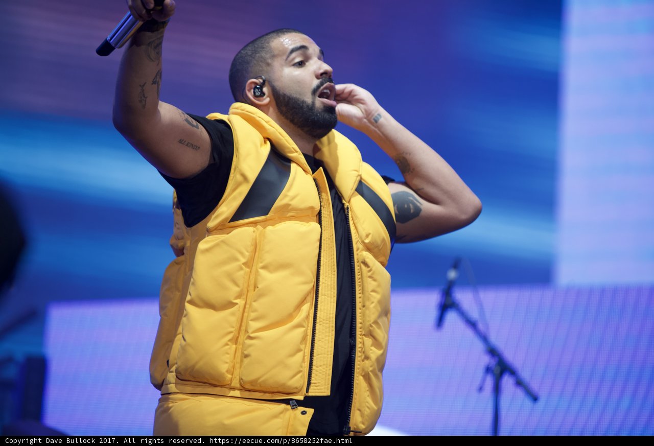 Drake electrifies the O2 Arena in London