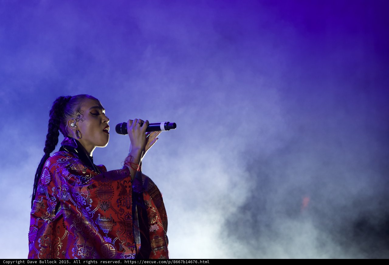 FKA twigs Beautiful Upper Body Profile Singing Eyes Closed Baby Hairs Swirls Hoop Earrings Braided Ponytail Black Choker Rings Kimono Red Brocade Gold Patterns Purple Blue Lighting Heavy White Haze