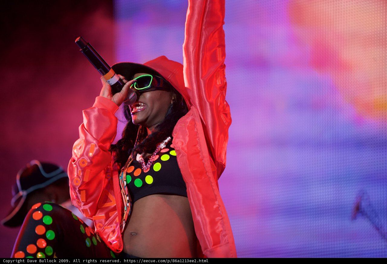 Solo Performance in Sunglasses