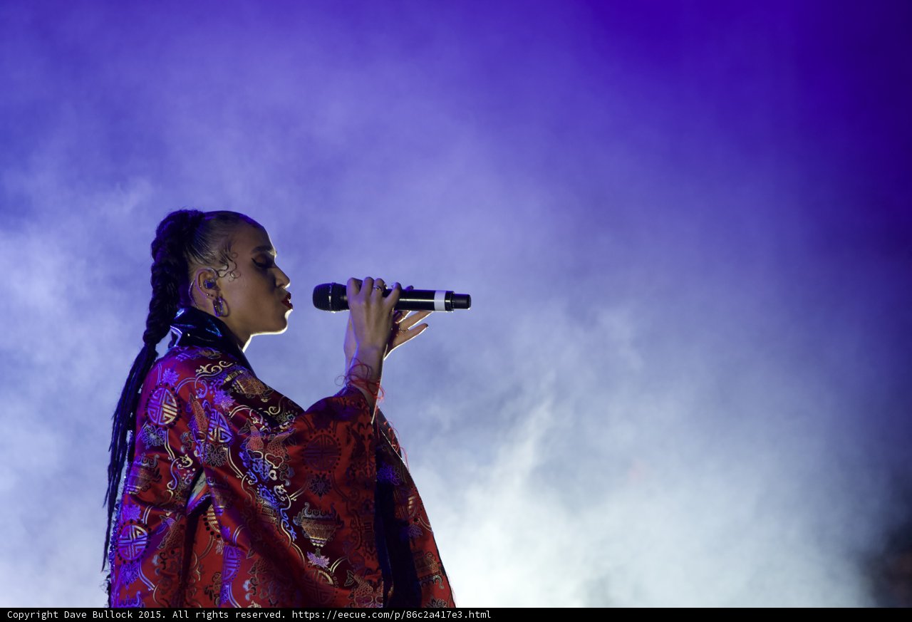 FKA twigs Beautiful Upper Body Profile Singing Baby Hairs Swirls Hoop Earrings Red Lipstick Braided Ponytail Rings Kimono Red Brocade Gold Purple Patterns Purple Blue Lighting Heavy White Haze