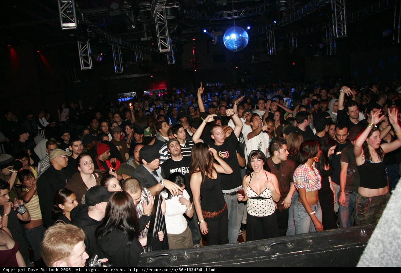 Nightlife at Viram Funktion