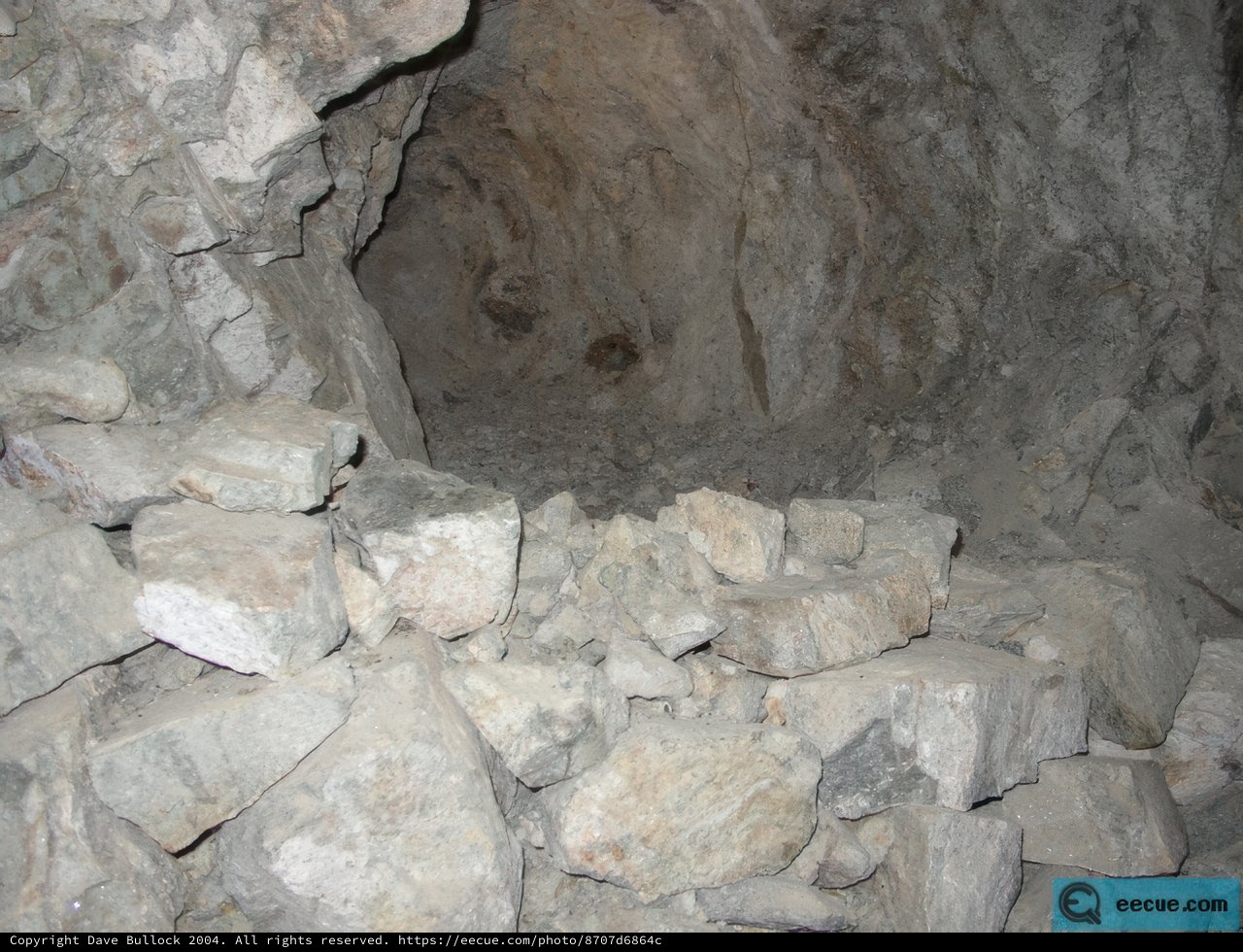 Rock Tunnel Adventure