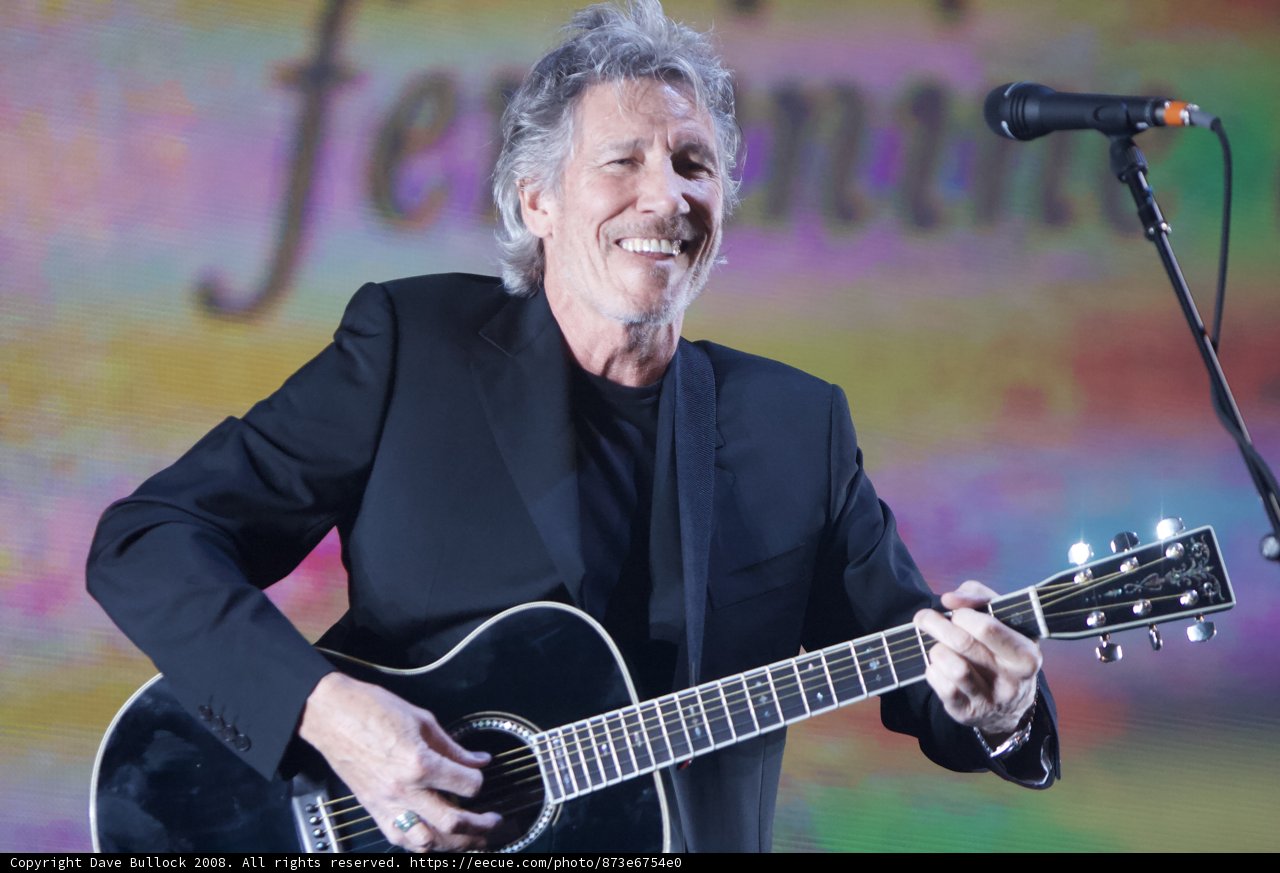 Roger Waters' Acoustic Performance at Coachella