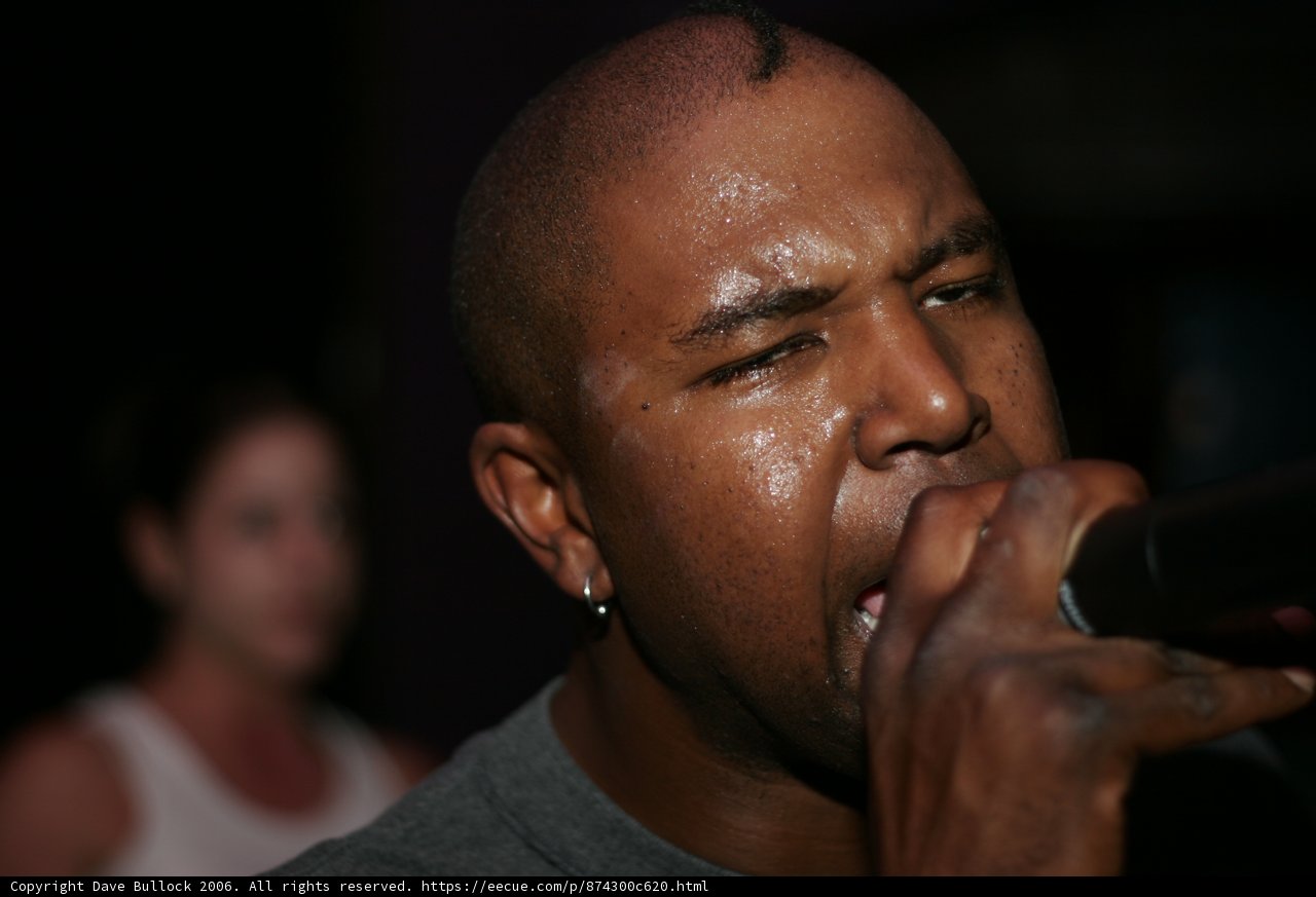 Steve J singing his heart out