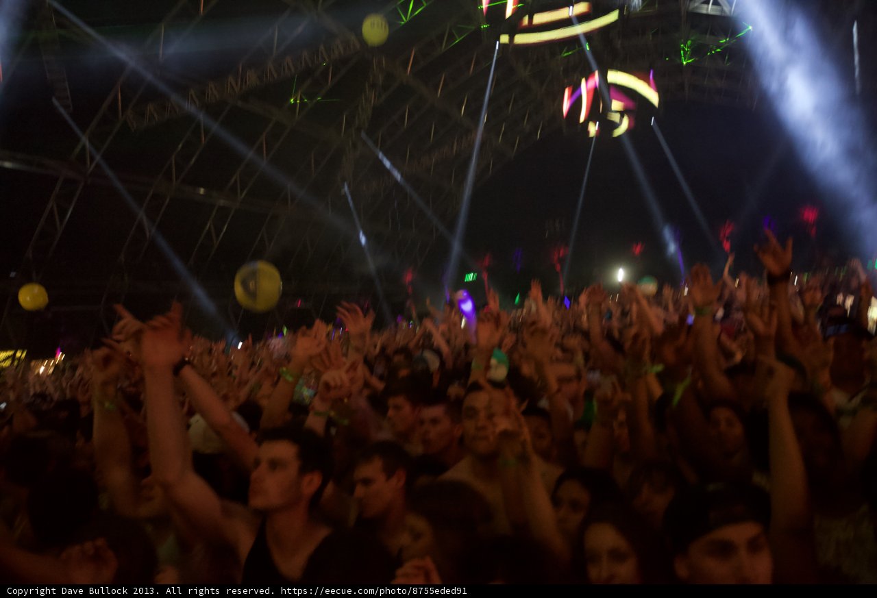 Crowd Goes Wild at Coachella Concert