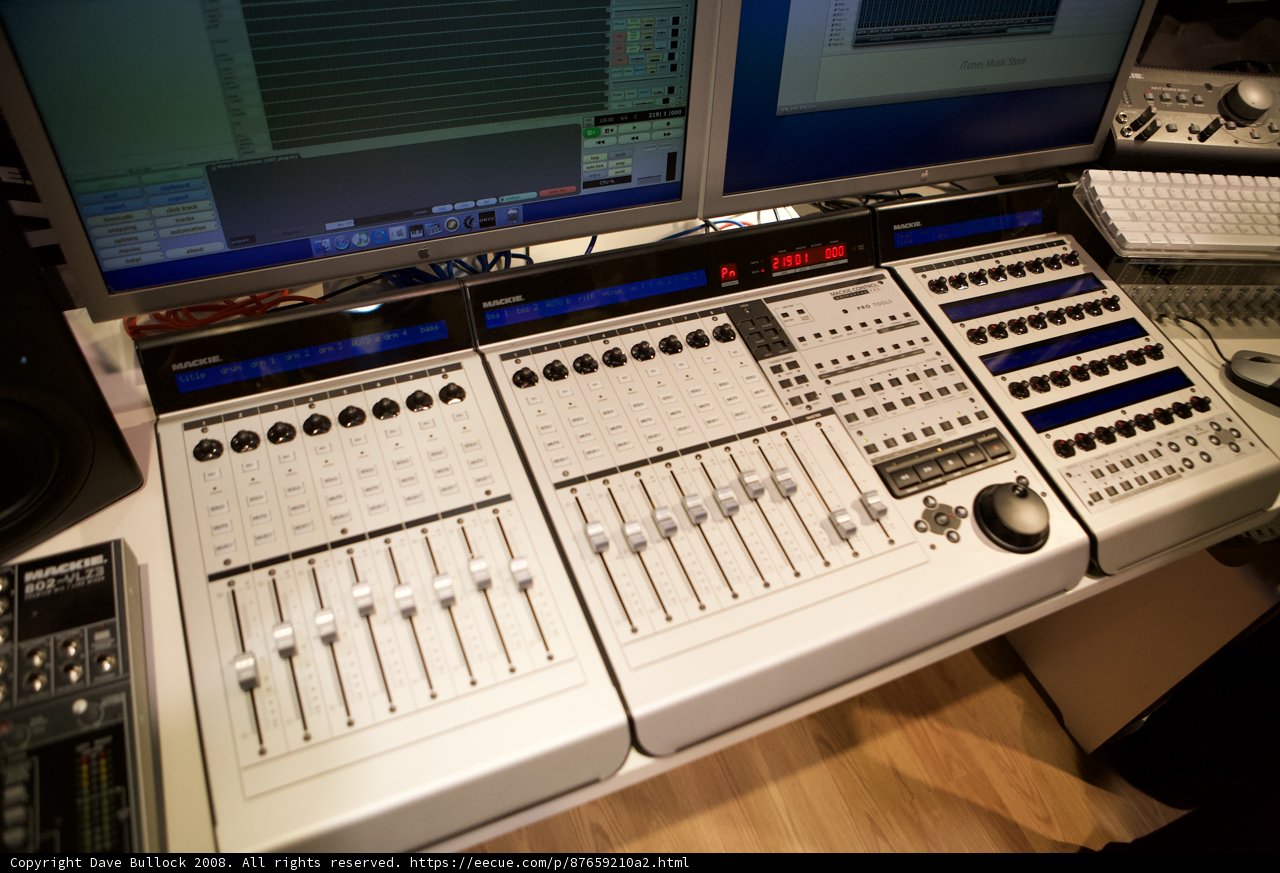 Inside the 2008 NAMM Recording Studio