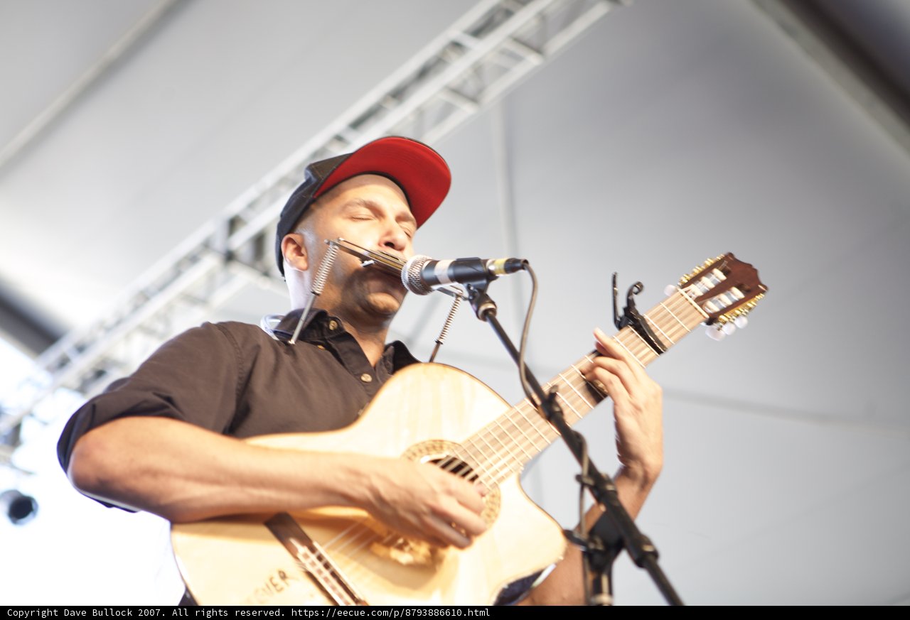 Tom Morello Serenades Coachella Crowd