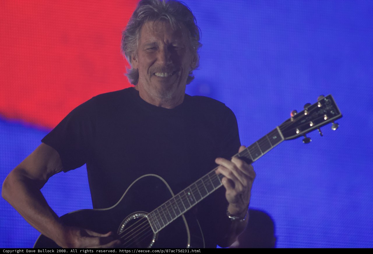 Roger Waters Rocks the Wall in London