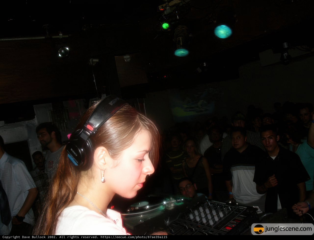 Nightclub Jamming