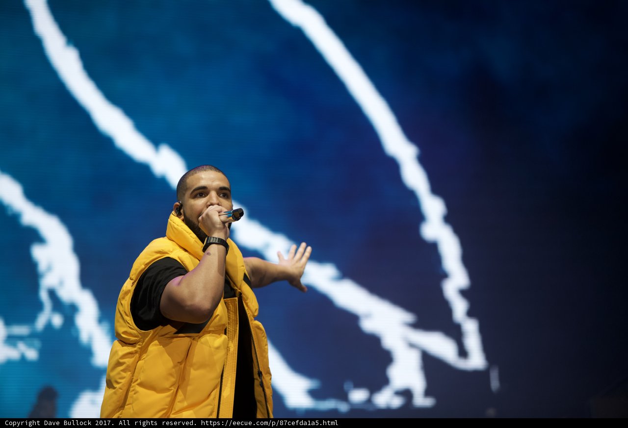 Solo Performance at Coachella