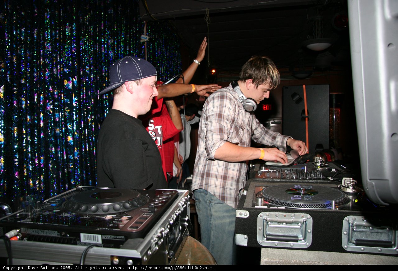 Spinning Tracks in Style