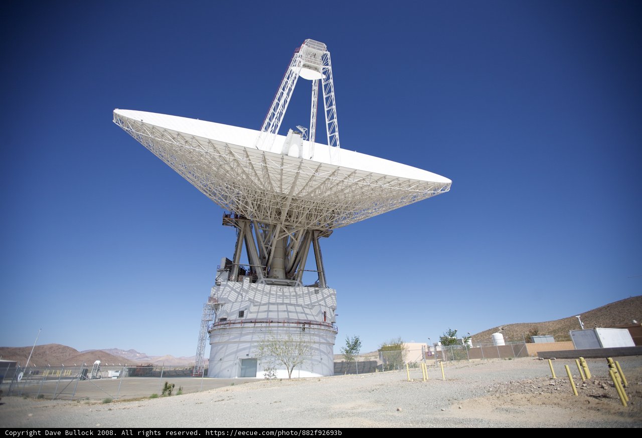 Goldstone's giant radio telescope in the desert