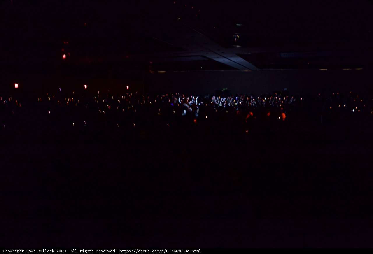 Electric Atmosphere at DEFCON 17 Concert