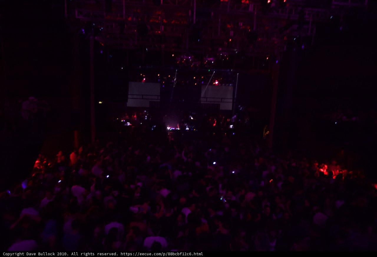 Red Lights and Rocking Crowds